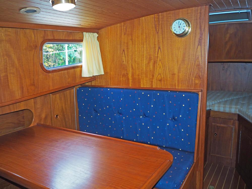 Fore ship, Accommodation